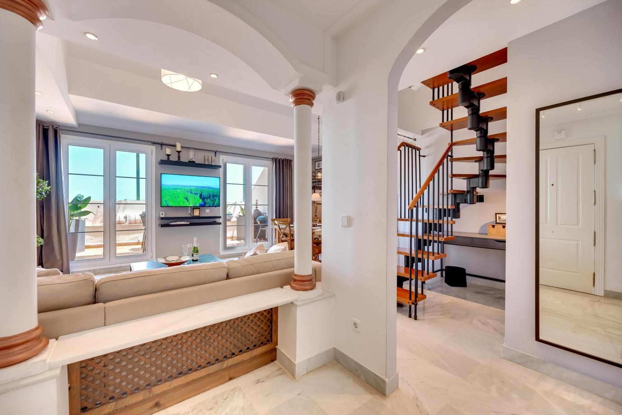 Elegant 2 Bdrm Penthouse With Bbq And Pools Apartamento Marbella Exterior foto