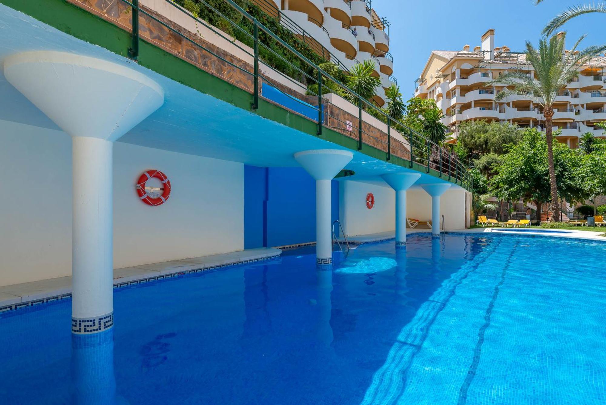 Elegant 2 Bdrm Penthouse With Bbq And Pools Apartamento Marbella Exterior foto