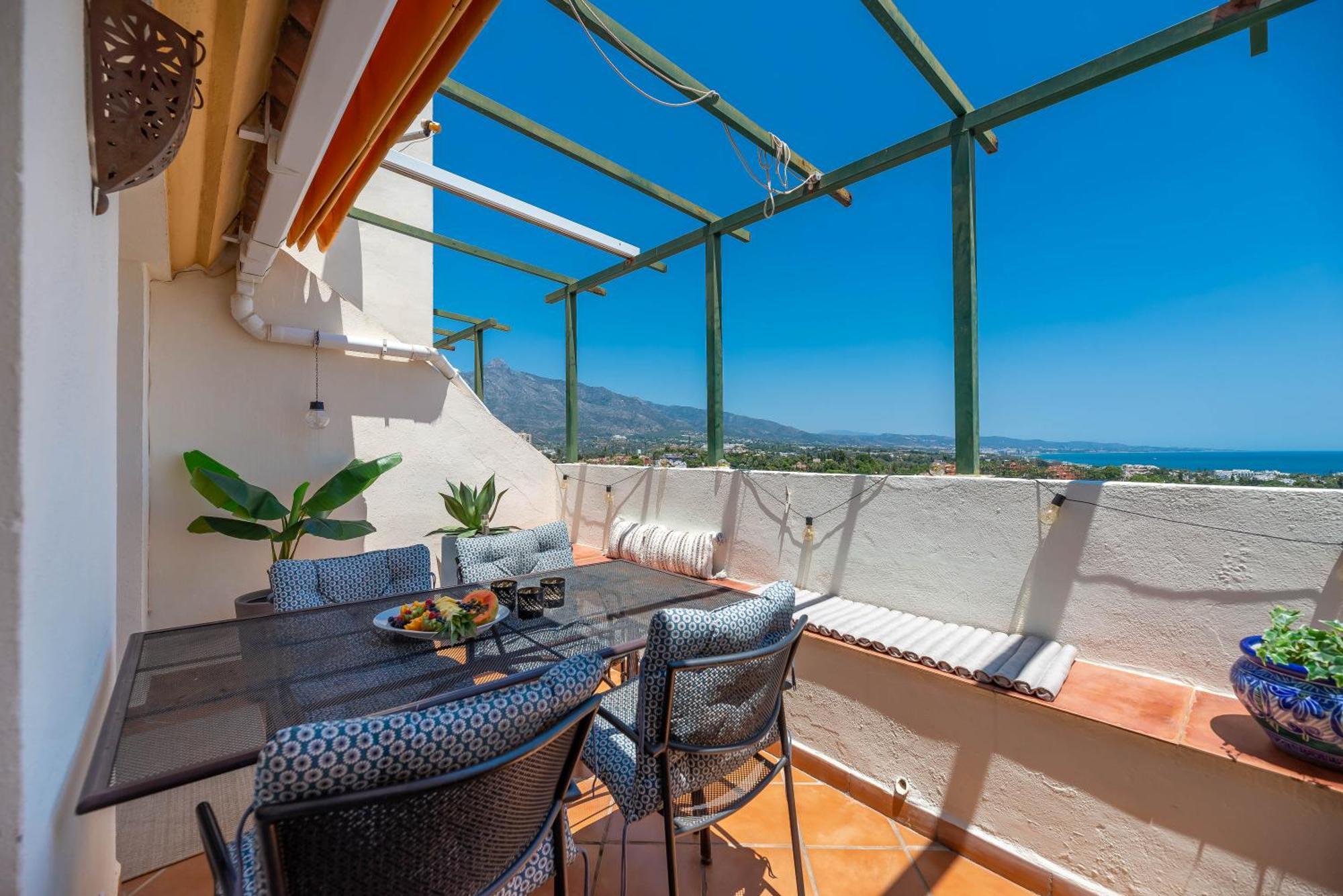 Elegant 2 Bdrm Penthouse With Bbq And Pools Apartamento Marbella Exterior foto