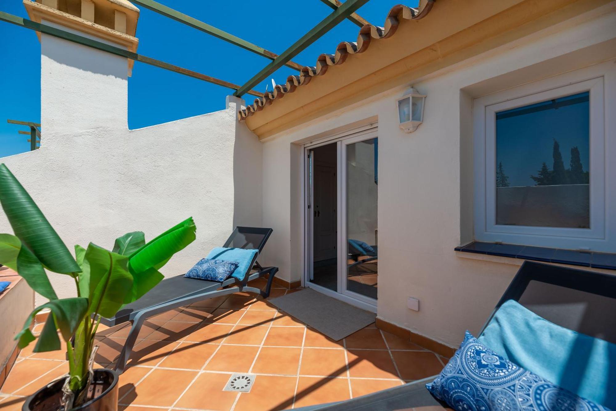Elegant 2 Bdrm Penthouse With Bbq And Pools Apartamento Marbella Exterior foto