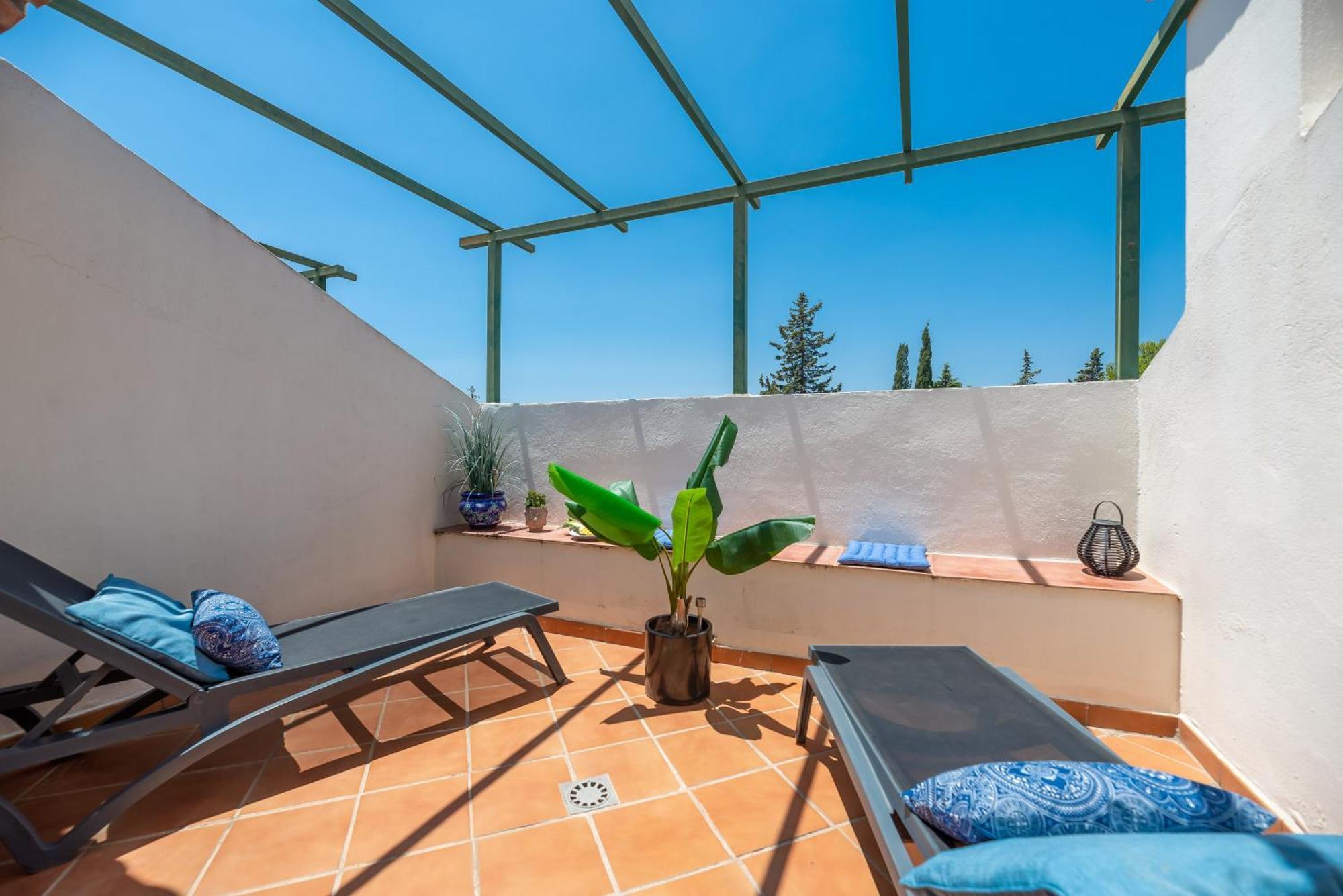 Elegant 2 Bdrm Penthouse With Bbq And Pools Apartamento Marbella Exterior foto